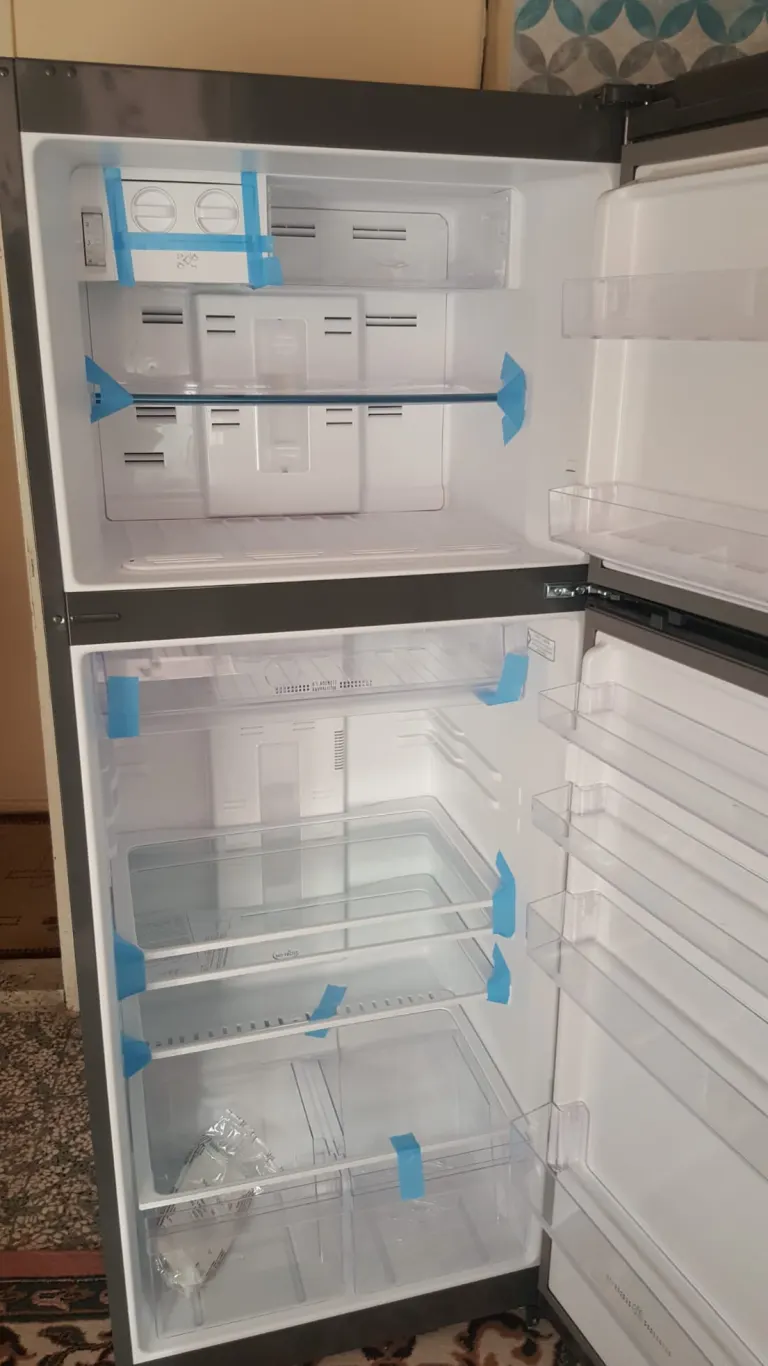 Kurulum öncesi no-frost buzdolabında iç bölme kontrolü